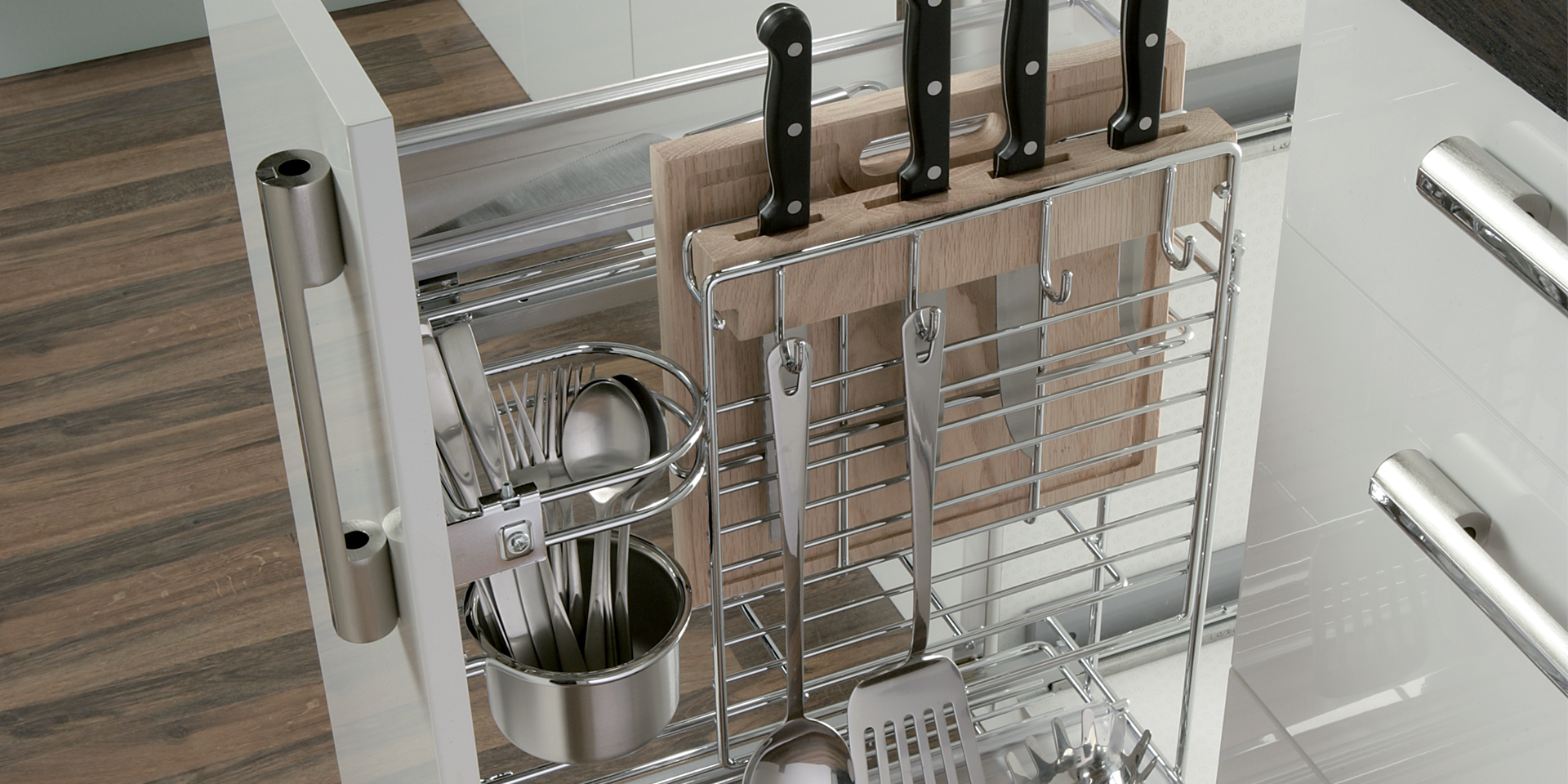 Knife and chopping board storage