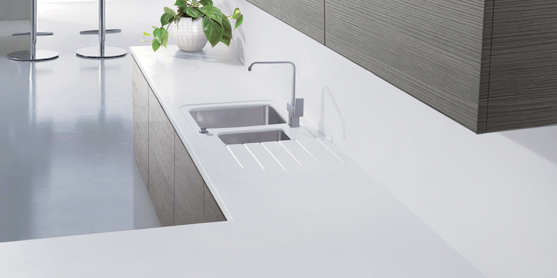 White worktops